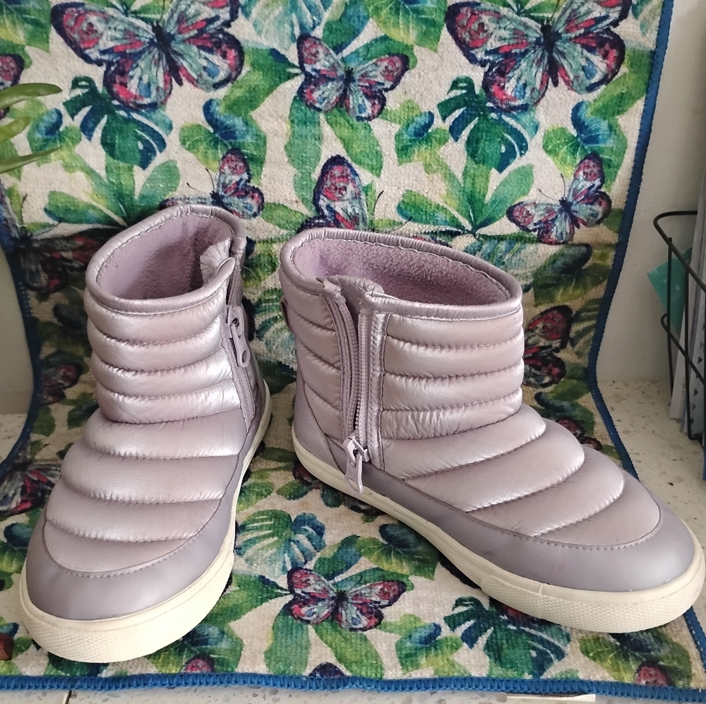 Cat & Jack Quilted Ankle Boots in Light Lavender